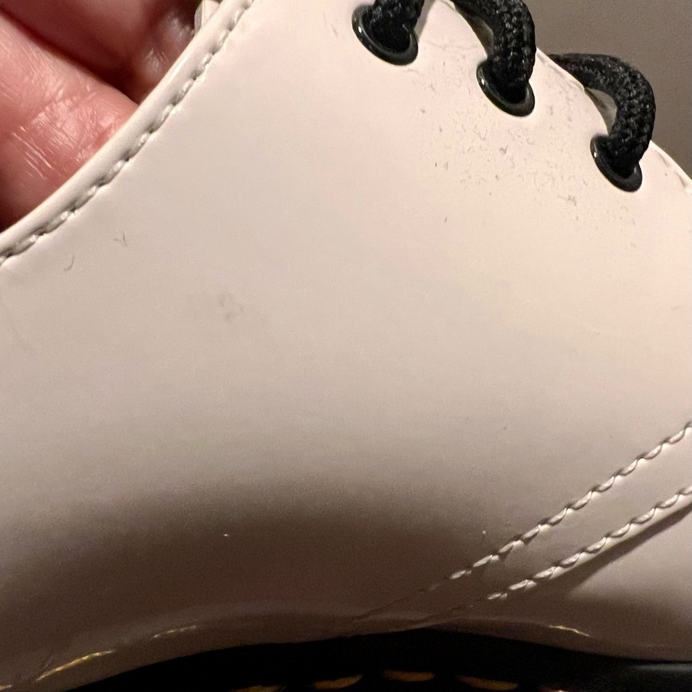 Dr. MARTENS white patent leather oxfords. Size 8. NWOT - Picture 8 of 9